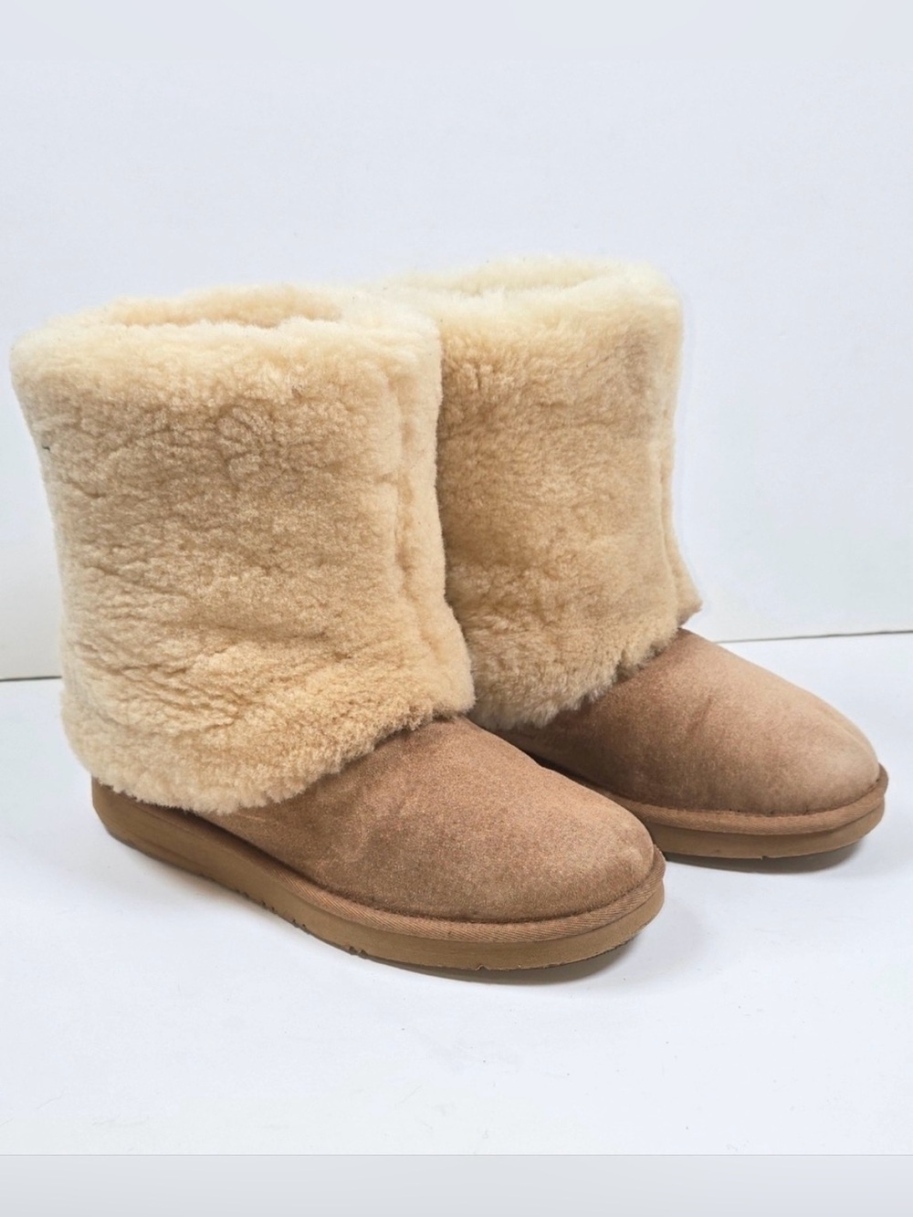 UGG Maylin 3220 Chestnut Shearling Cuff Boots Size 7 Discontinued